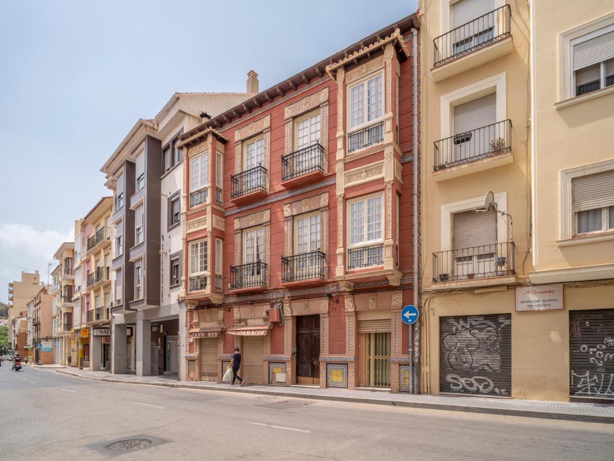 Sanders Lavender - Delightful Two-Bedroom Apartment Downtown Μάλαγα Εξωτερικό φωτογραφία