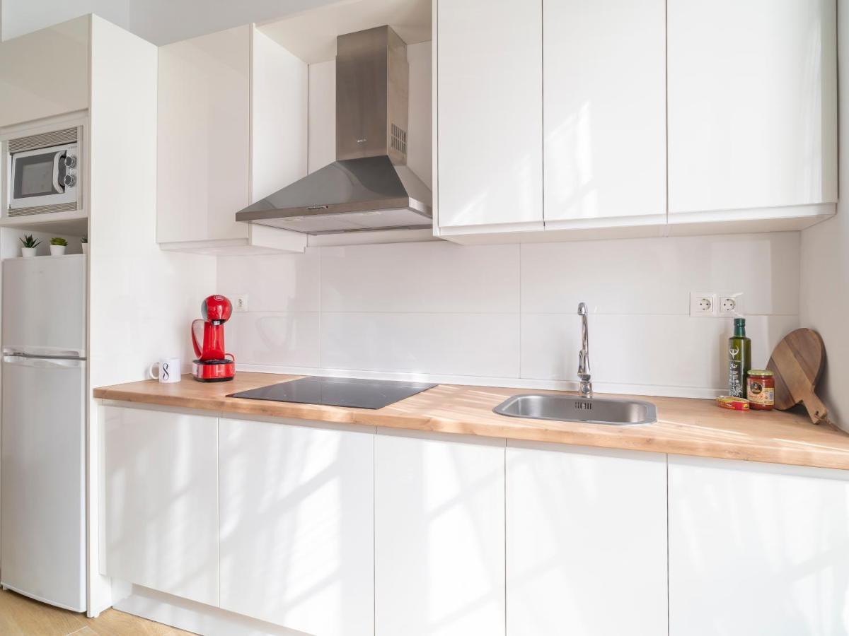 Sanders Lavender - Delightful Two-Bedroom Apartment Downtown Μάλαγα Εξωτερικό φωτογραφία