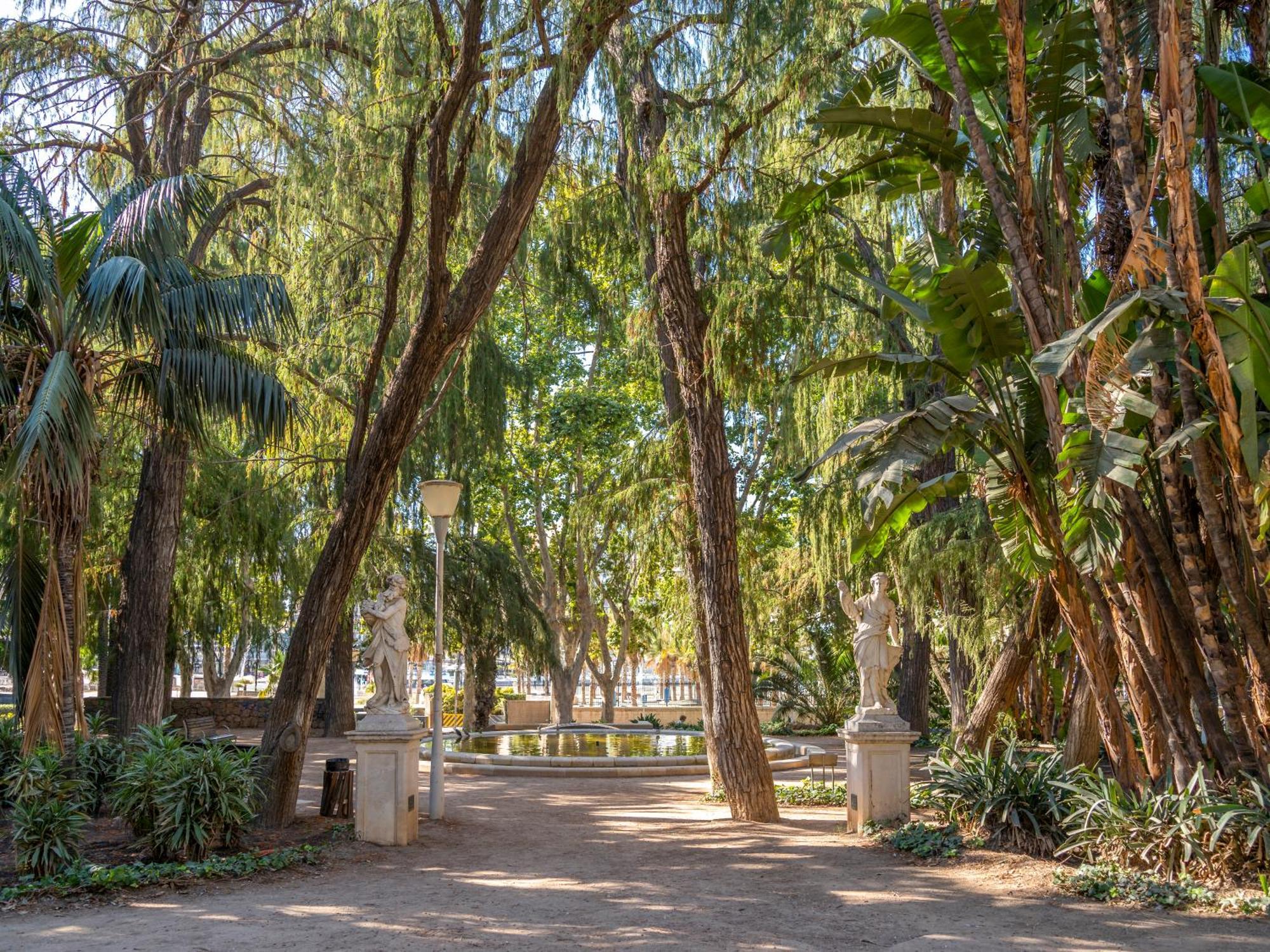 Sanders Lavender - Delightful Two-Bedroom Apartment Downtown Μάλαγα Εξωτερικό φωτογραφία